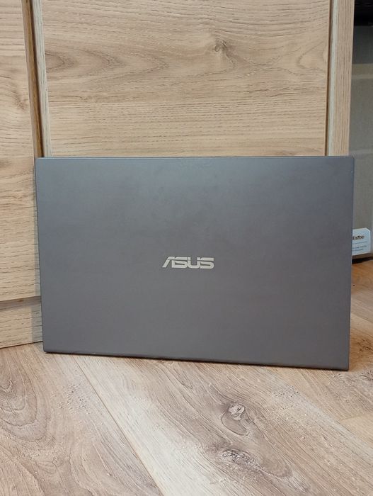 Sprzedam laptop asus