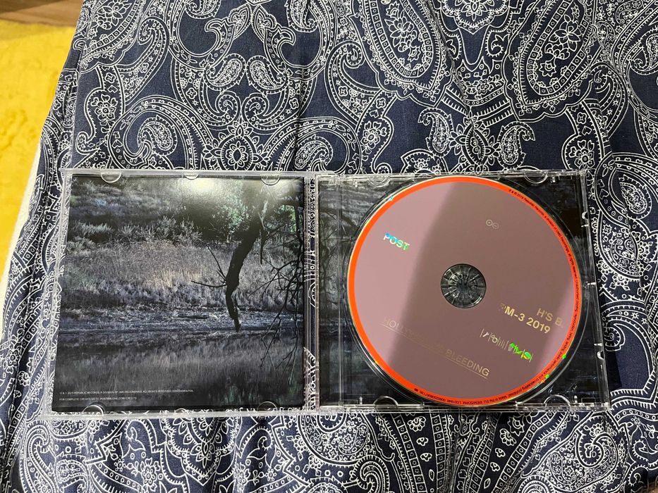 Płyta CD Hollywood's Bleeding
