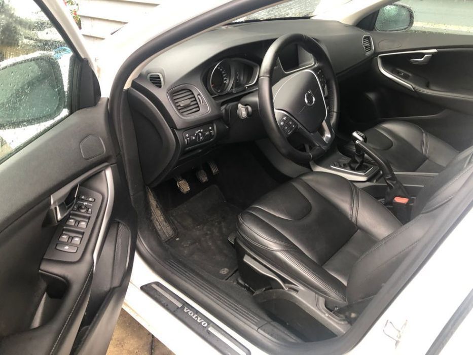 VOLVO V40 D2 DE 2018 PARA PEÇAS