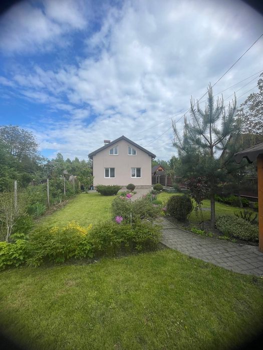 Продаж дачного будинку