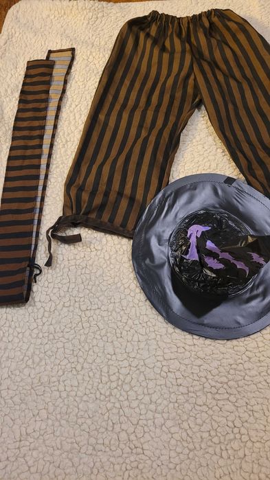 Stroje karnawałowe przebrania dla dzieci - głównie rycerskie