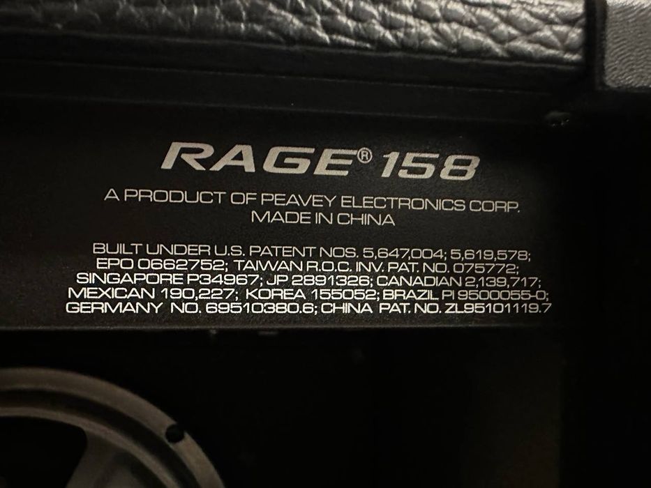 Wzmacniacz combo gitarowo Peavey RAGE 158