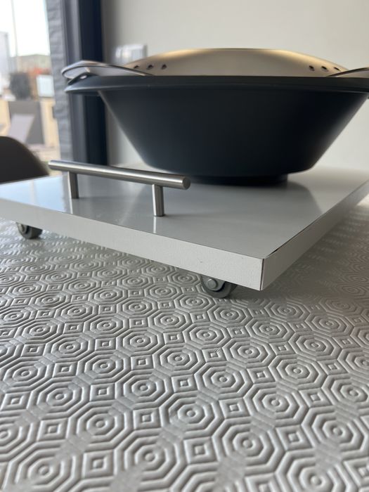 Vendo bimby TM6 completa. Oferta tabua com rodas.