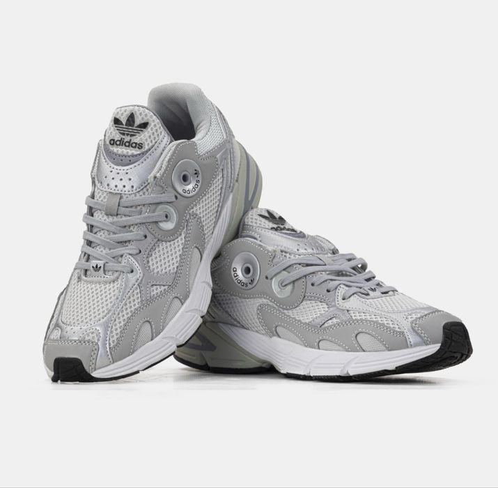 adidas Astir 38 і 2/3, 24 см, оригінал сірі кросівки адідас