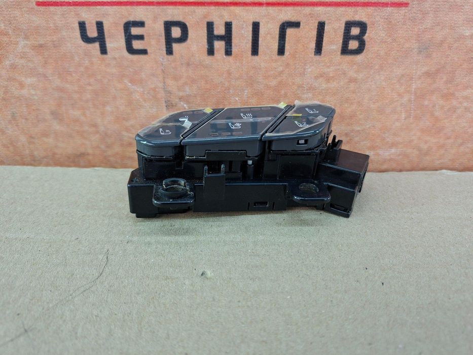 Kia EV9 23- Блок подогрева сидений 93250-DO000