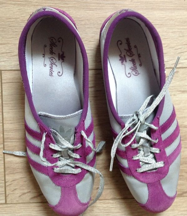 Кроссовки Adidas sleek series женские, размер 9(41), по стельке 26