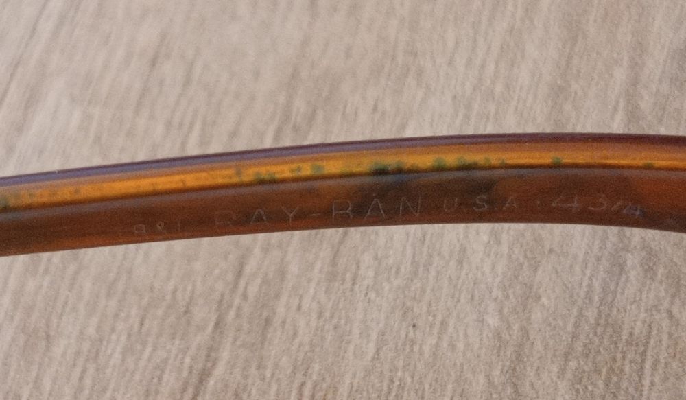 B&L RAY-BAN U.S.A. 43 24
