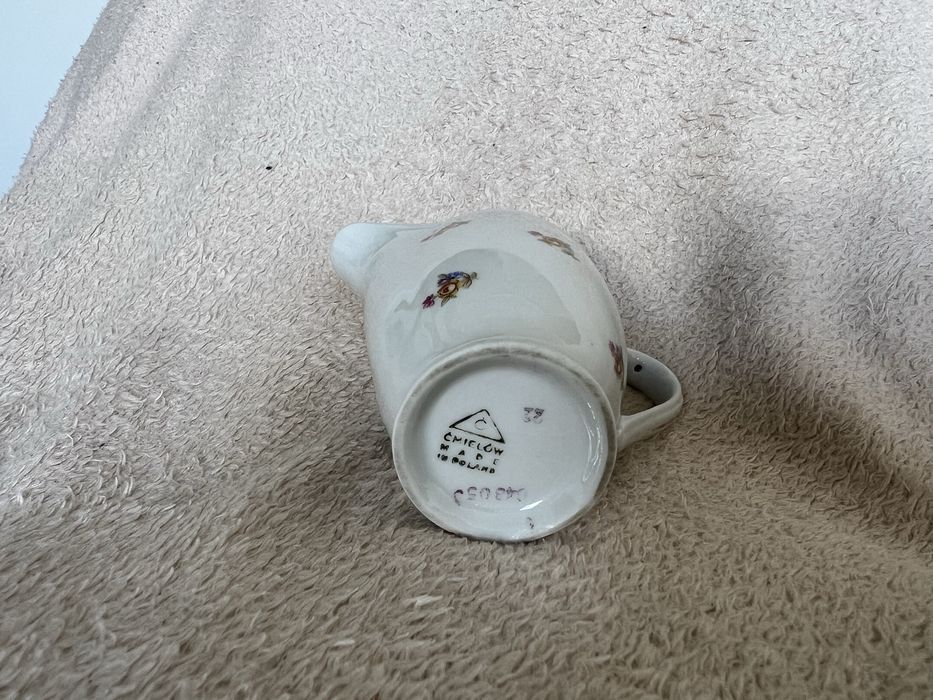 Przedwojenny mlecznik Ćmielów – porcelana Polska