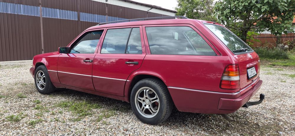 Mercedes-benz e220 w124