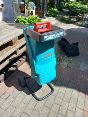 BOSCH Rozdrabniacz do gałęzi AXT RAPID 2200