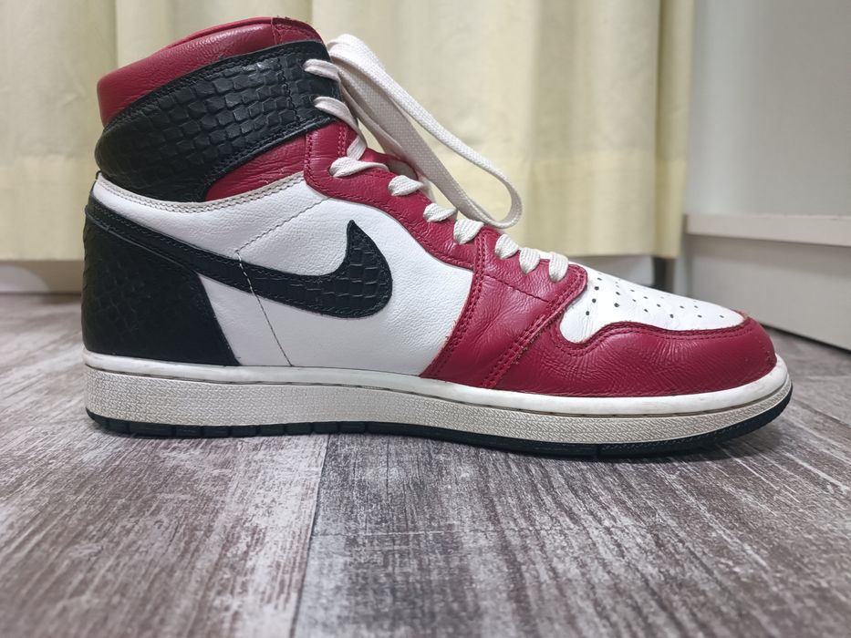 Nike Air Jordan 1 High Satin Snake Red
