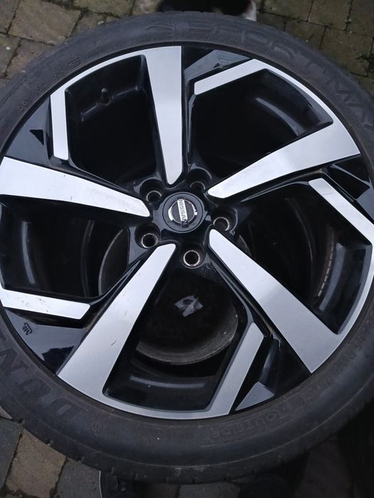 Продам титани на нісан r19