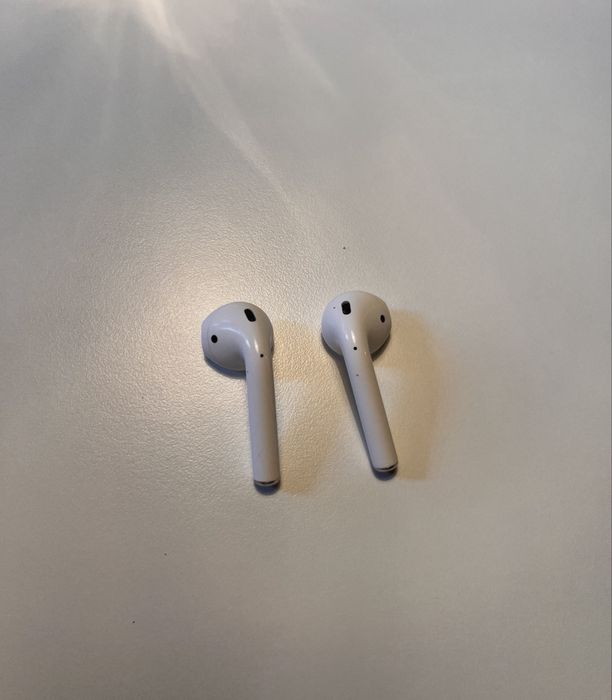 Вживані AirPods 2