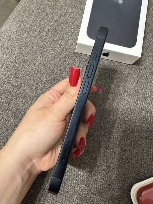 Продам iPhone 13 , 128 gb