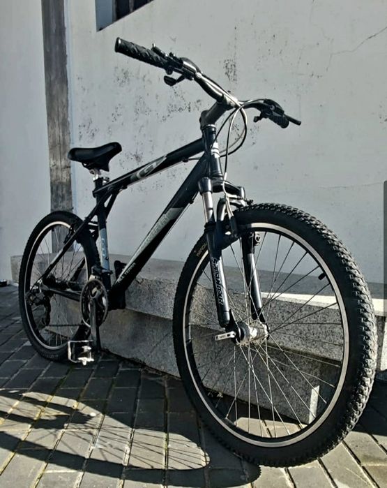 Bicicleta PALOMAR, rodas de 26".  21 velocidades , pronta para usar