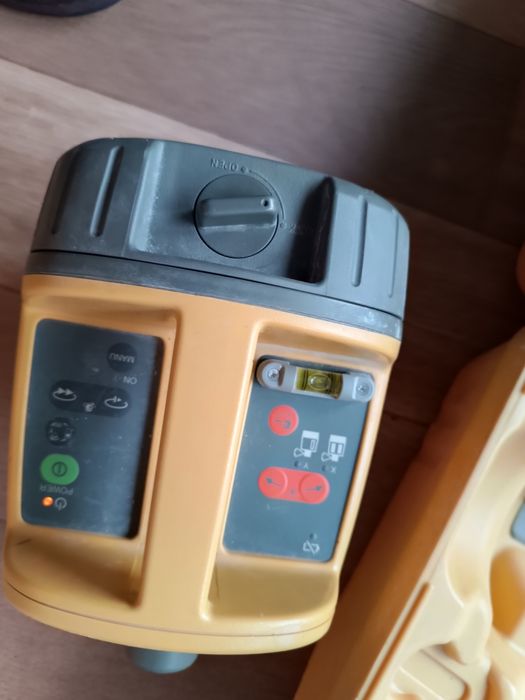 Niwelator laserowy topcon RL-VH3D