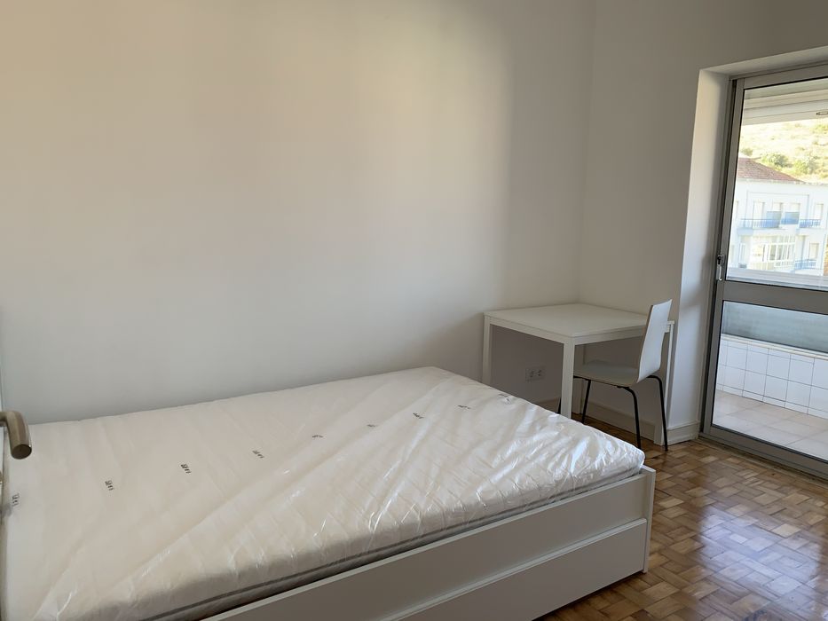 Quarto suite com varanda, odivelas