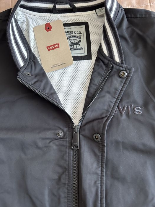 Чоловіча куртка Levis