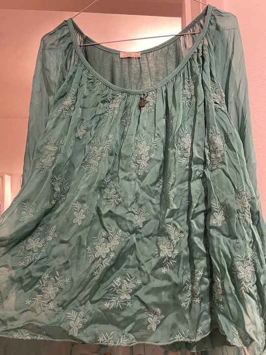 Blusa de senhora de Seda