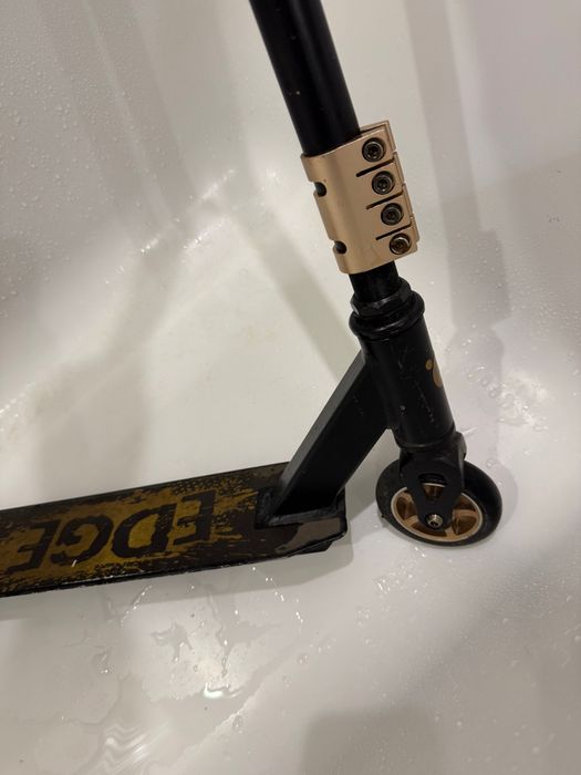 Продам наш самокат