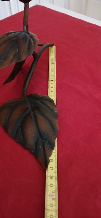 Castiçal em forma de flor