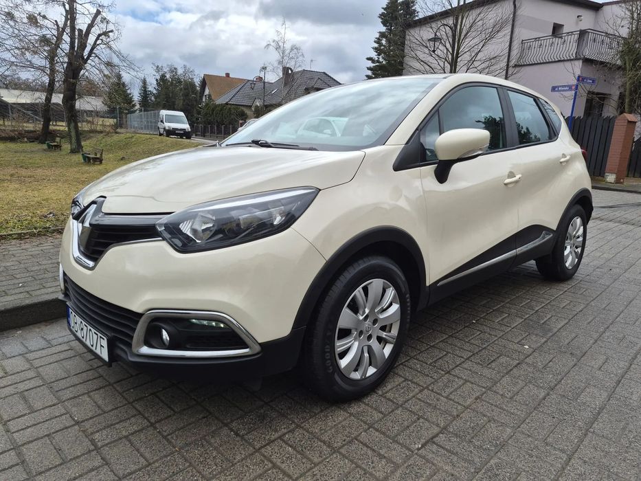 Renault Captur Zarejsrtowany w PL, okazja alufelgi klimatyzacja wspomaganie garażoway