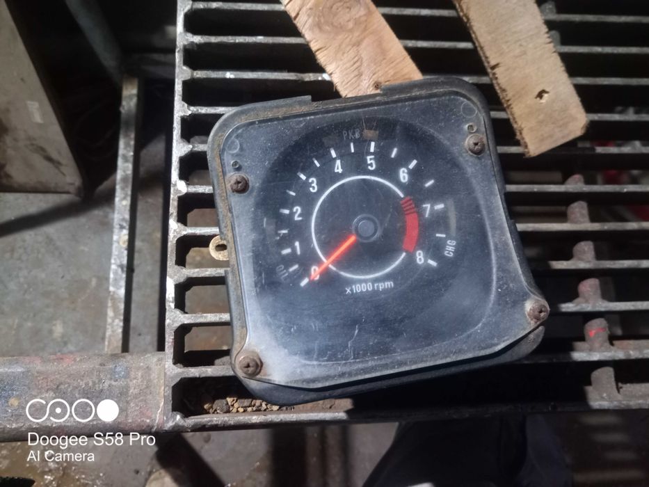 conta rotaçoes datson 1600 sss