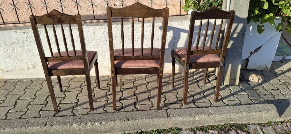 Cadeiras antigas