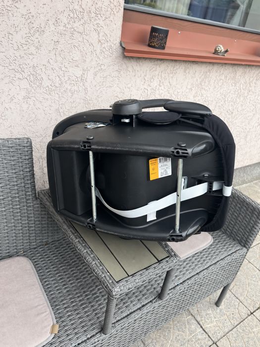 Автокрісло переноска Maxi-Cosi CabrioFix