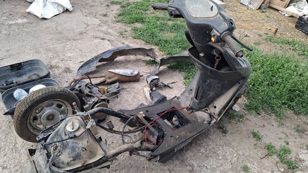 Скутер YIBEN 50cc