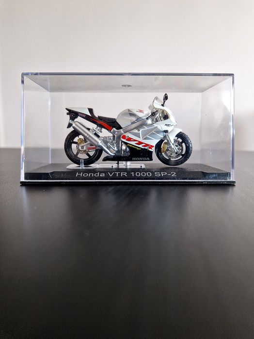 Miniatura Honda VTR 1000 SP-2