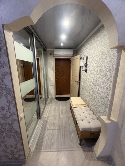 Продам 3-х кімнатну квартиру