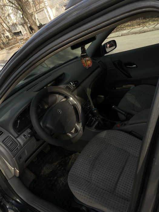 Рено лагуна 2.2 дизель 6ступка