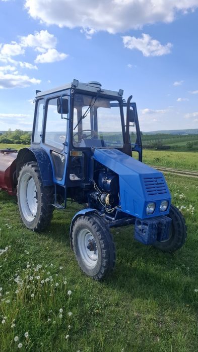 Продам трактор хтз2511