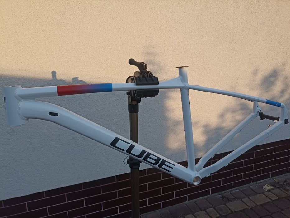 Nowa rama Cube 29  rama + jak kross Giant