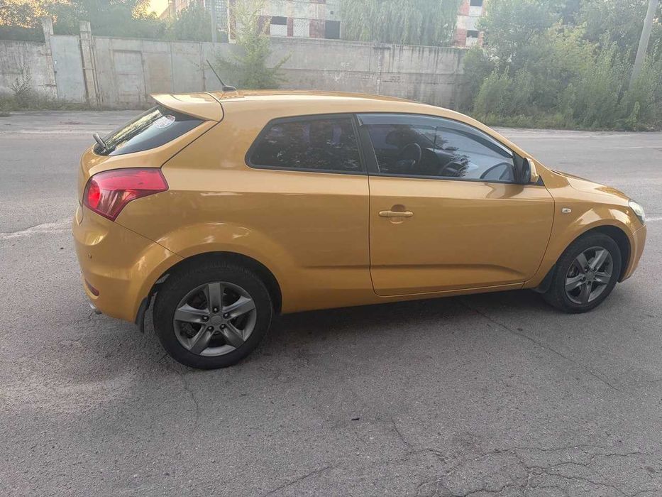 Продам Kia Ceed 2008