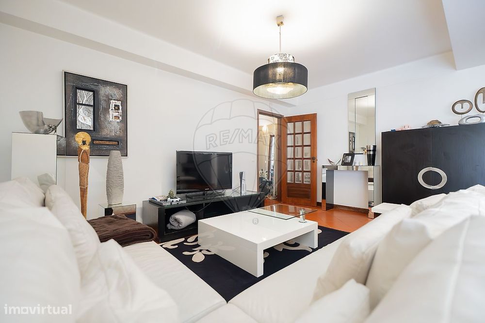Apartamento T4 para venda — Santo António dos Olivais, Coimbra