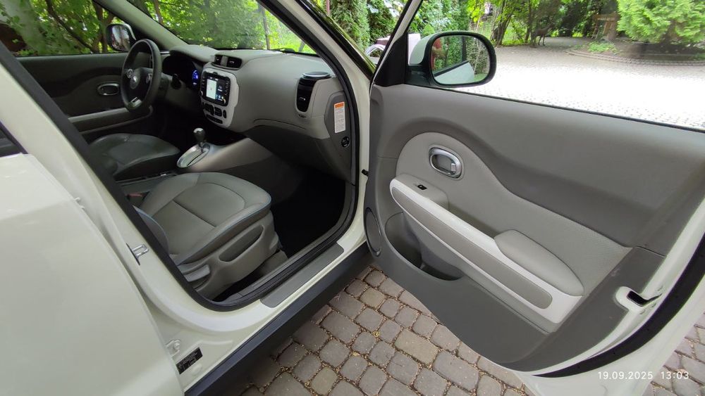 KIA SOUL Електроавтомобіль