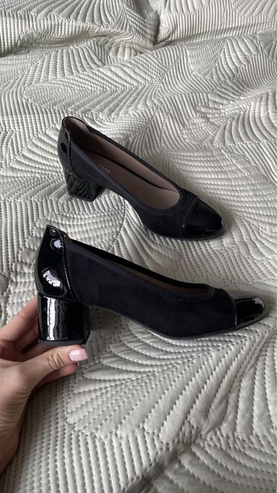 Buty na obcasie