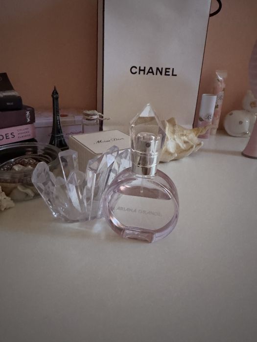 Ariana grande аріана гранде духи парфюм rem R.E.M Рем