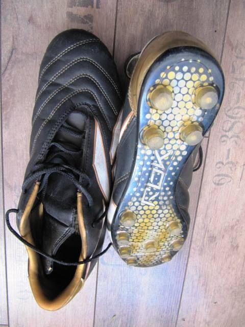 korki Reebok R.41