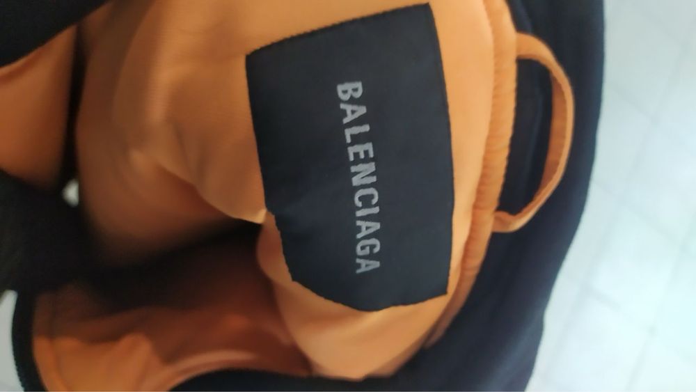 бомбер Balenciaga