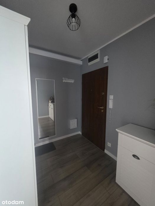 Przestronne mieszkanie z dużym balkonem i piwnicą
