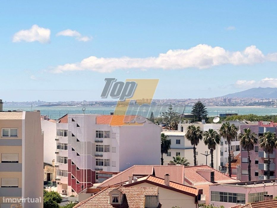 Apartamento T2 totalmente remodelado Costa de Caparica