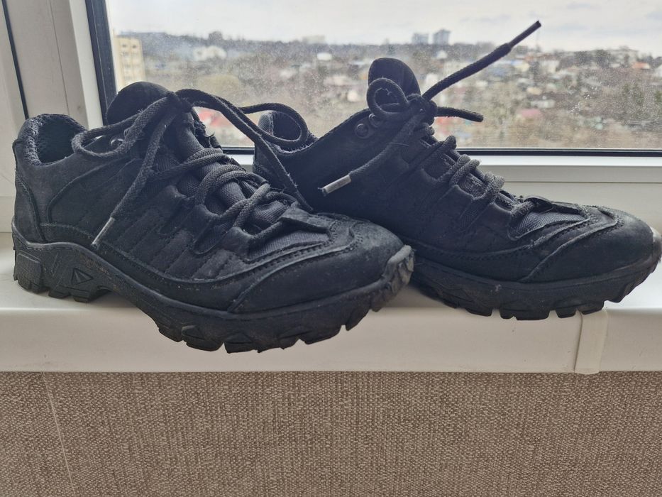 Кросівки тактичні 37 розмір