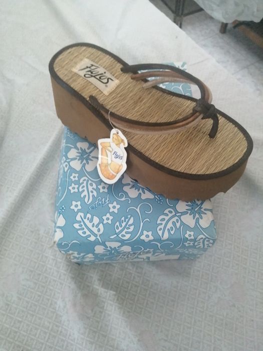 Chinelos,flojos, novo com etiqueta, figueira da foz