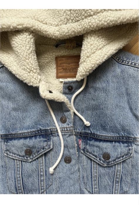 Весняна джинсовка Levis