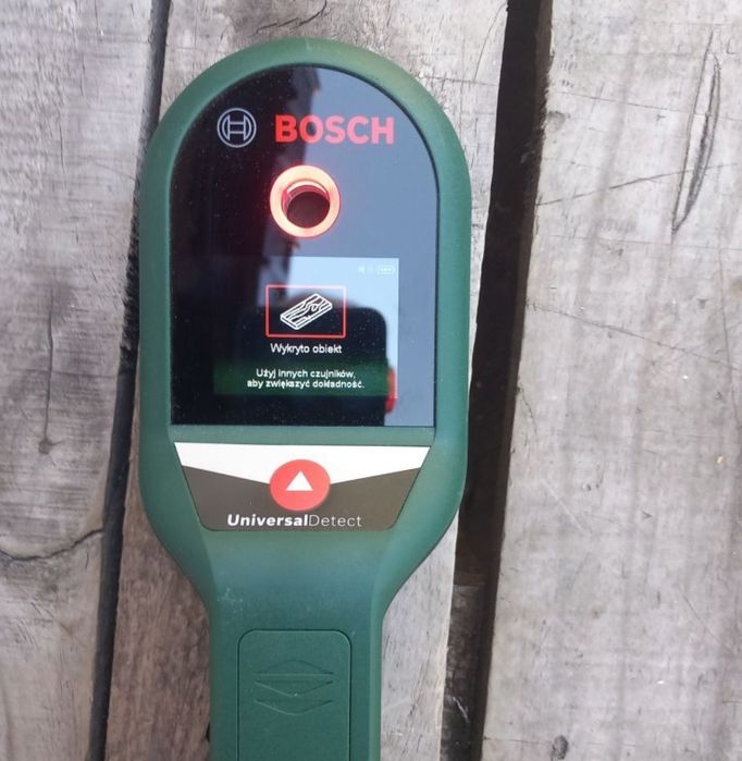 Wykrywacz przewodów  BOSCH UNIVERSALDETECT