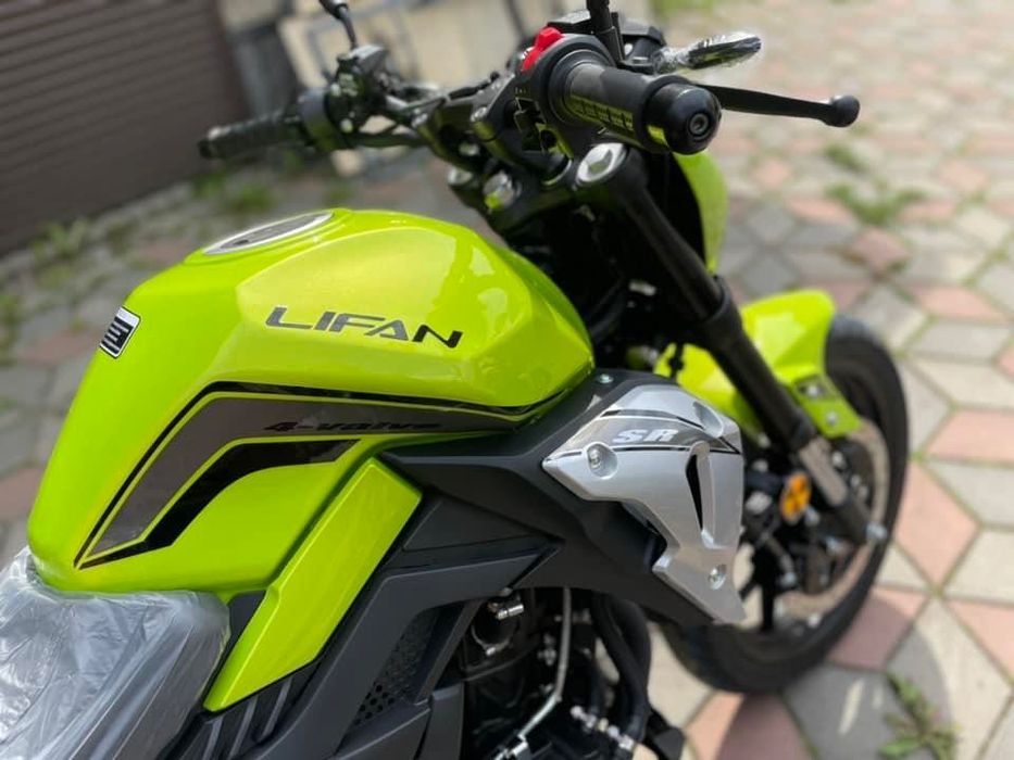 Мотоцикл Lifan SR220