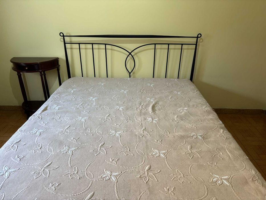 Cama em ferro + colchão